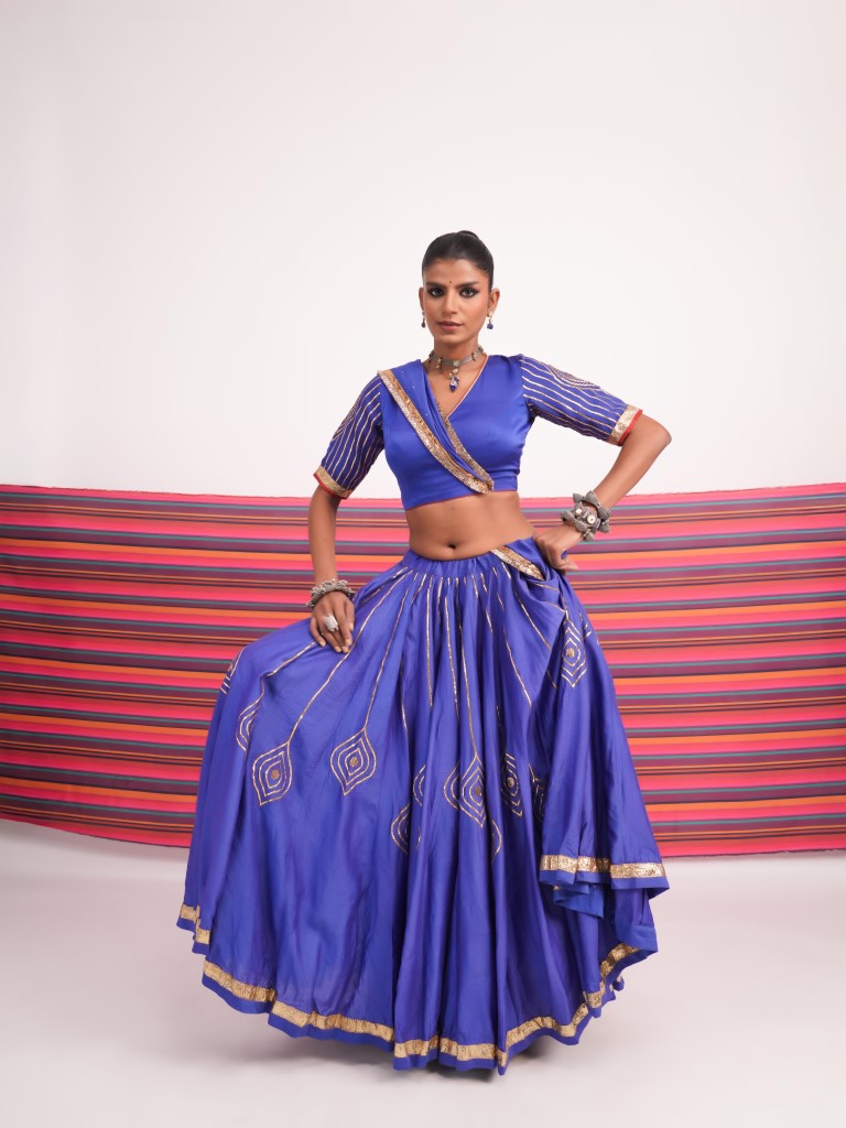 Blue morpinchh motif set