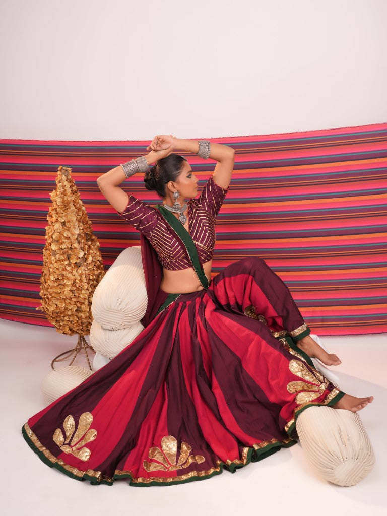 Red and Maroon Flower Motif Set